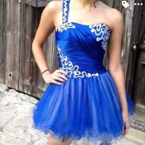 Val Stefani Homecoming Dress